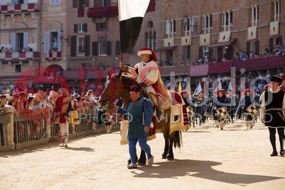 Corteo Storico 2 Luglio 2016, foto di Gianfranco Bernardo. La foto può essere acquistata direttamente da qui oppure contattando BHStudio allo 0577930212 - 3406954532 o via email info@bhstudio.it