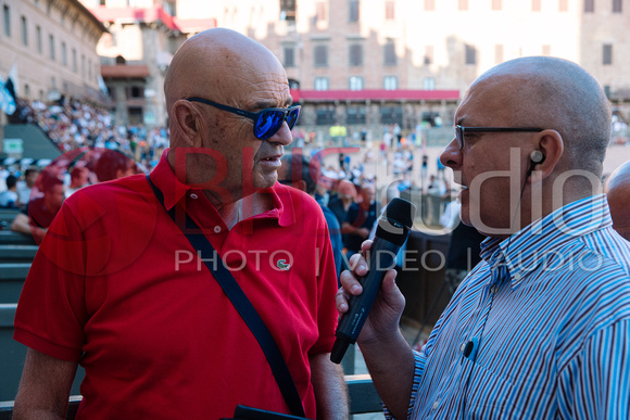 Batterie per la selezione dei cavalli del Palio di Siena